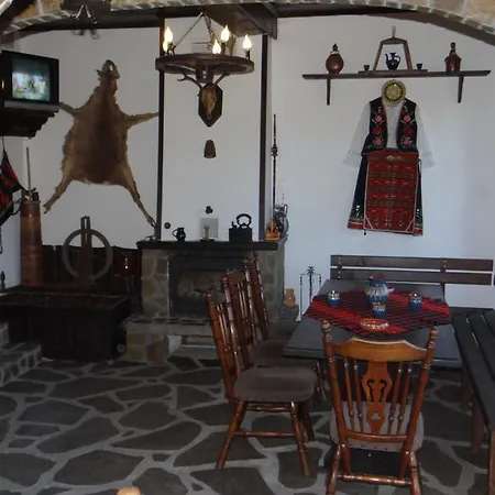 Denizovata House