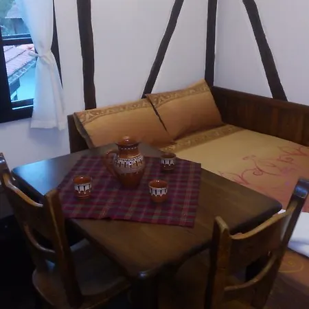 Denizovata House