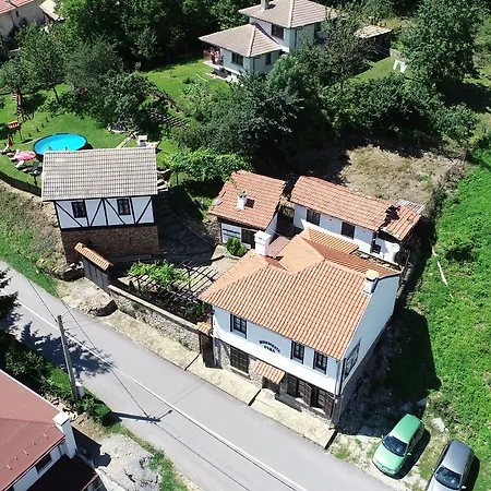 Denizovata House 게스트하우스 Zeleno Dŭrvo